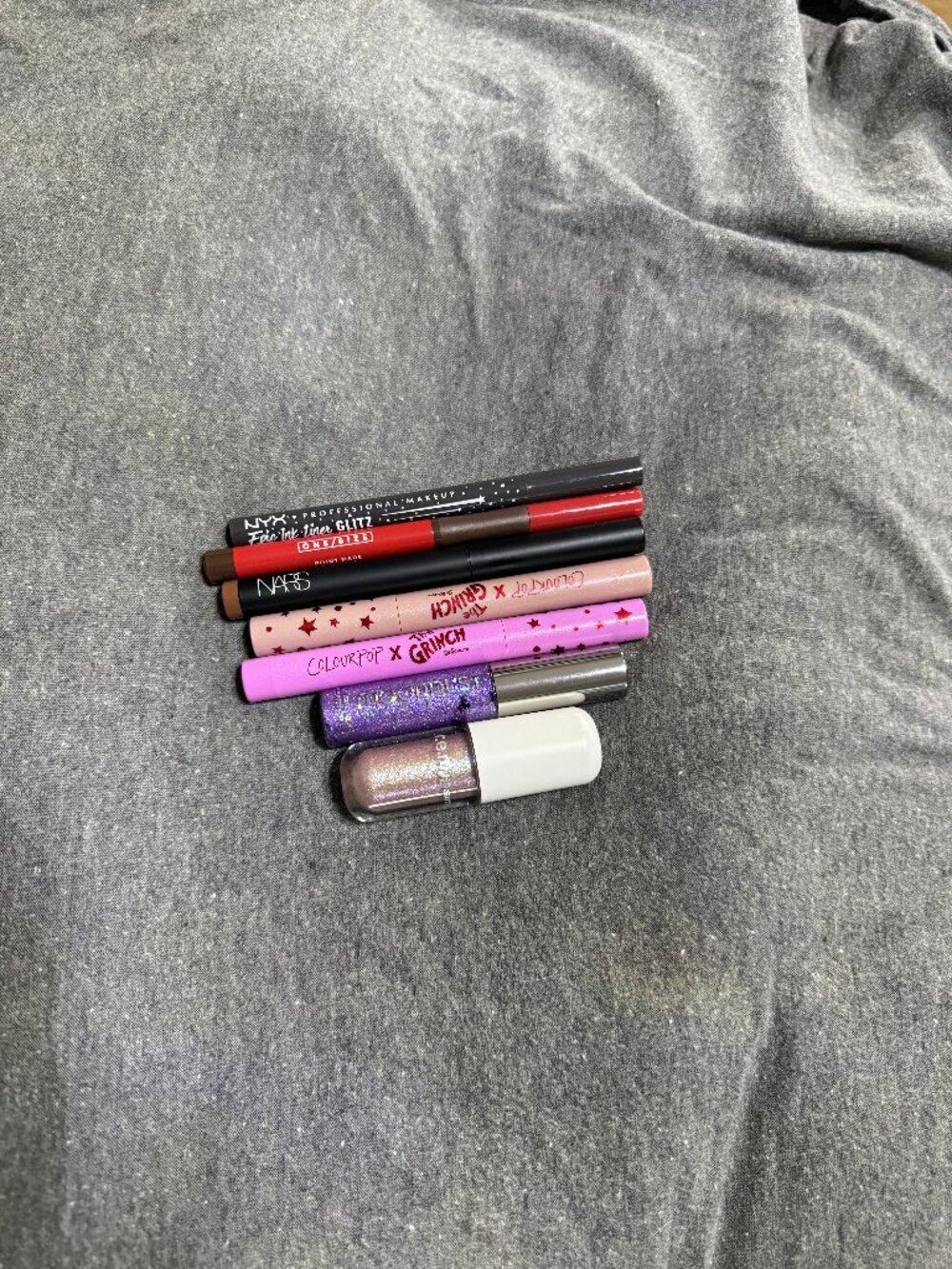 Urban Decay, Nars, REM Beauty, Colourpop, Nyx & One Size Eye Bundle
